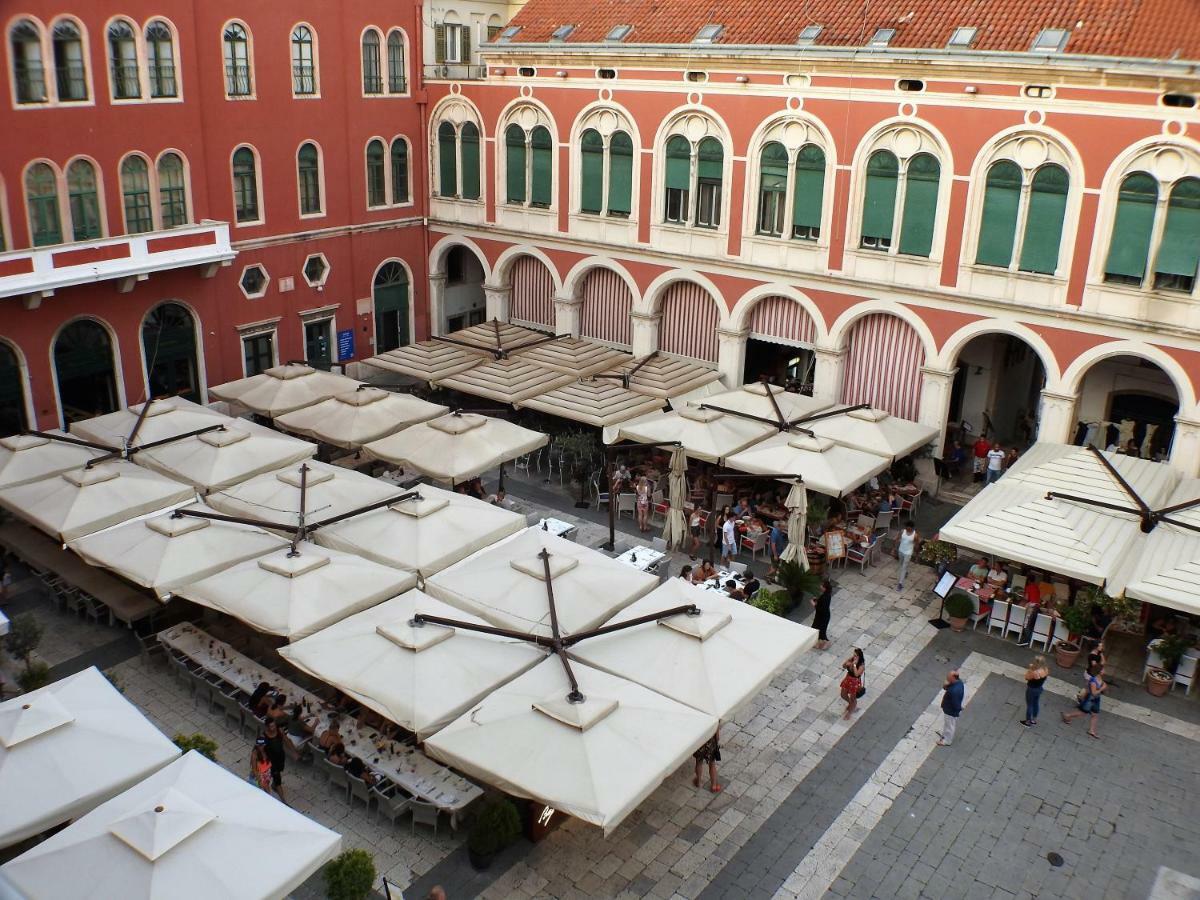 Loft At Republic Square Apartamento Split Exterior foto